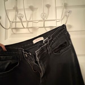 Vibrant High Rise Black Women's Jeans